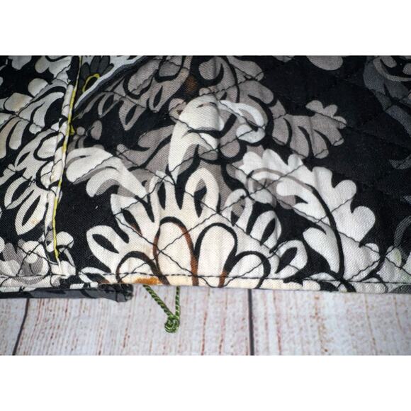 VERA BRADLEY BAROQUE Black Gray White Floral Snap Wallet Retired Pattern - Picture 8 of 9